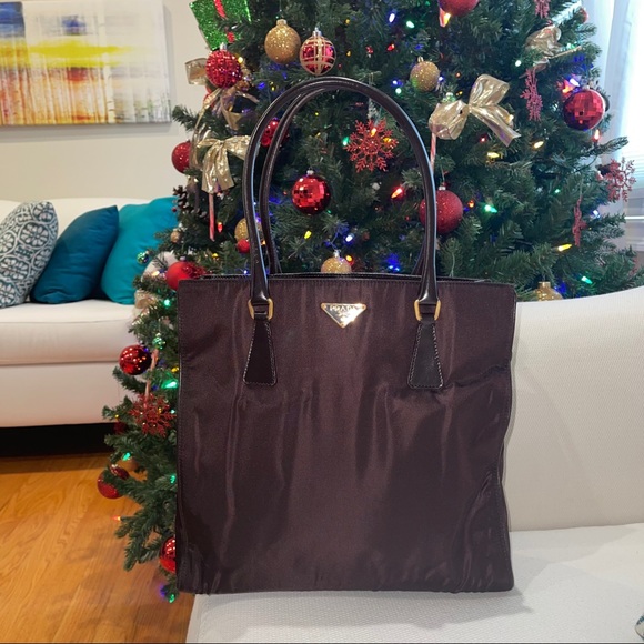 Prada bag 💯% authentic!! - Picture 12 of 16